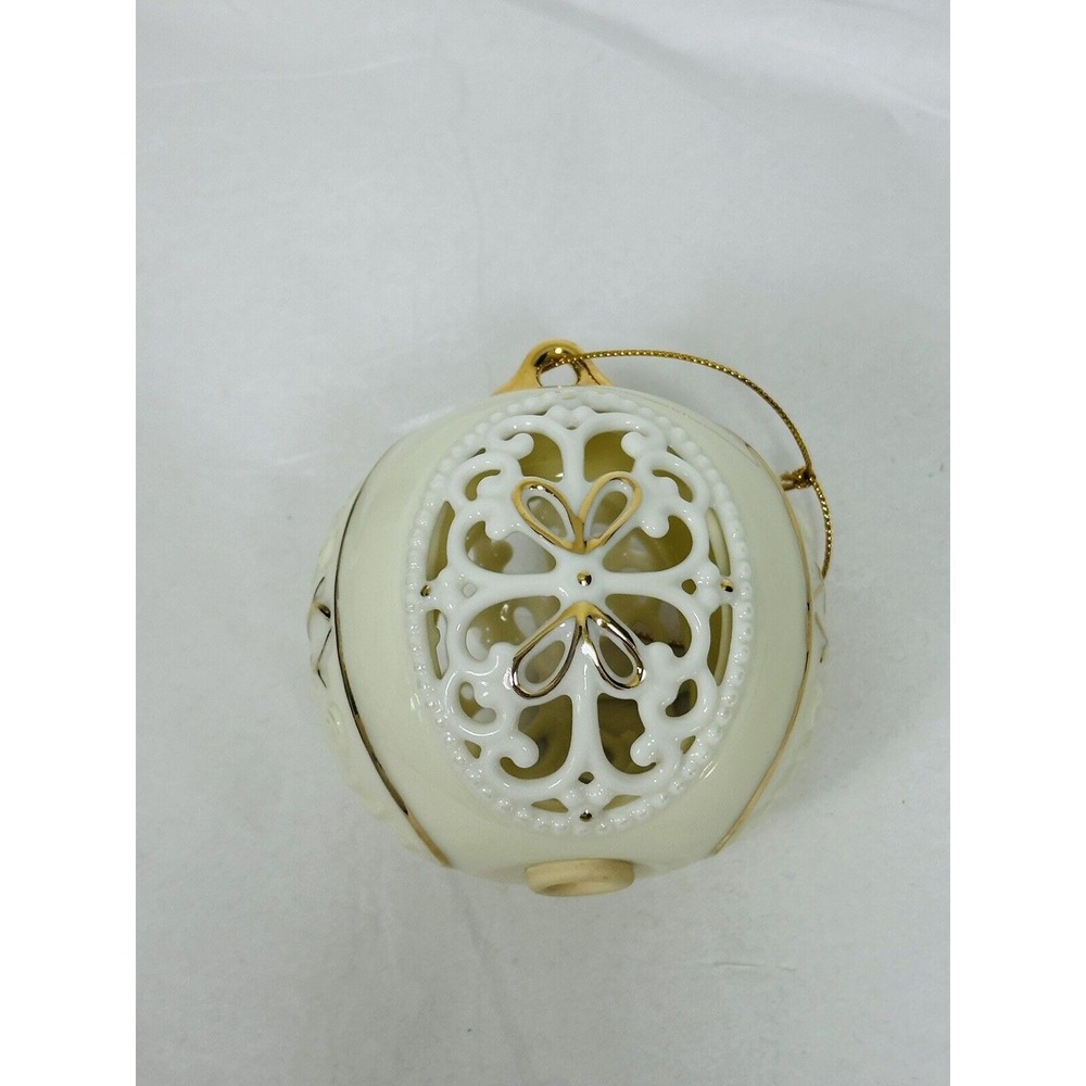 Elegant Round Ivory & Gold Egg Ceramic Reticulated Christmas Ornaments By Ganz